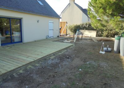 Réalisation d’une terrasse en pin Douglas au Pouliguen